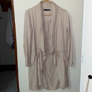 Women’s light tan jacket